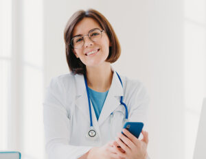 Read more about the article Instagram para médicos: usando a plataforma para divulgar o trabalho da sua clínica